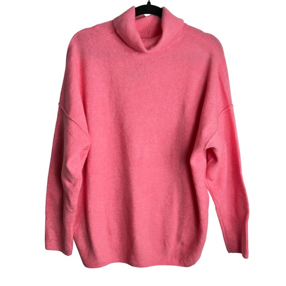 Vince Camuto Sweaters - Vince Camuto Vibrant Pink Turtleneck Sweater Size L